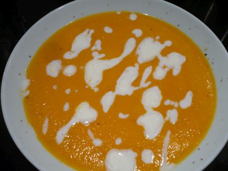 M�hren-Orangen-Suppe