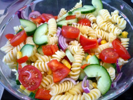 Nudelsalat mit Joghurt